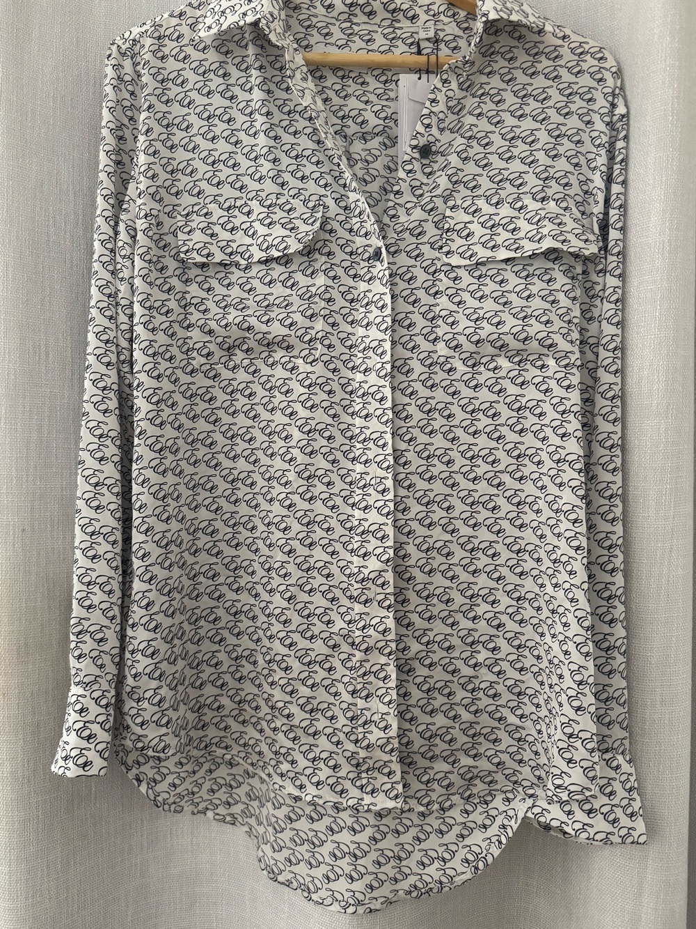 Equipment Femme Signature Printed Shirt Blouse NWT Size M